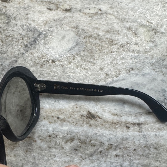 Vintage Polaroid Cool-Ray Sunglasses & Striped Vintage Sunglasses Case - Picture 5 of 11